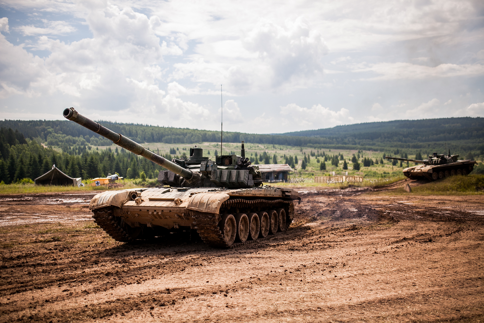 Opravy a servis T-72 a T-55 